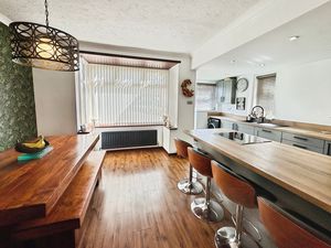 Photo 9- click for photo gallery